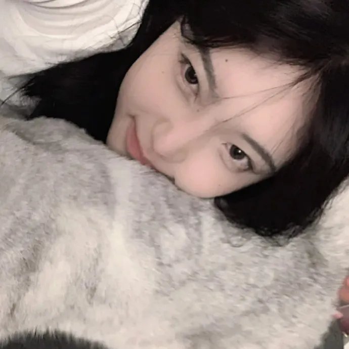 夫妇以上，恋人未满
